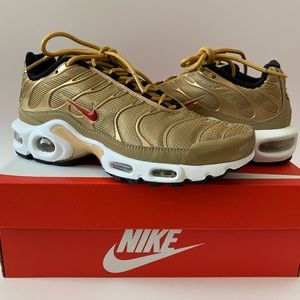 Gold AirMax Plus